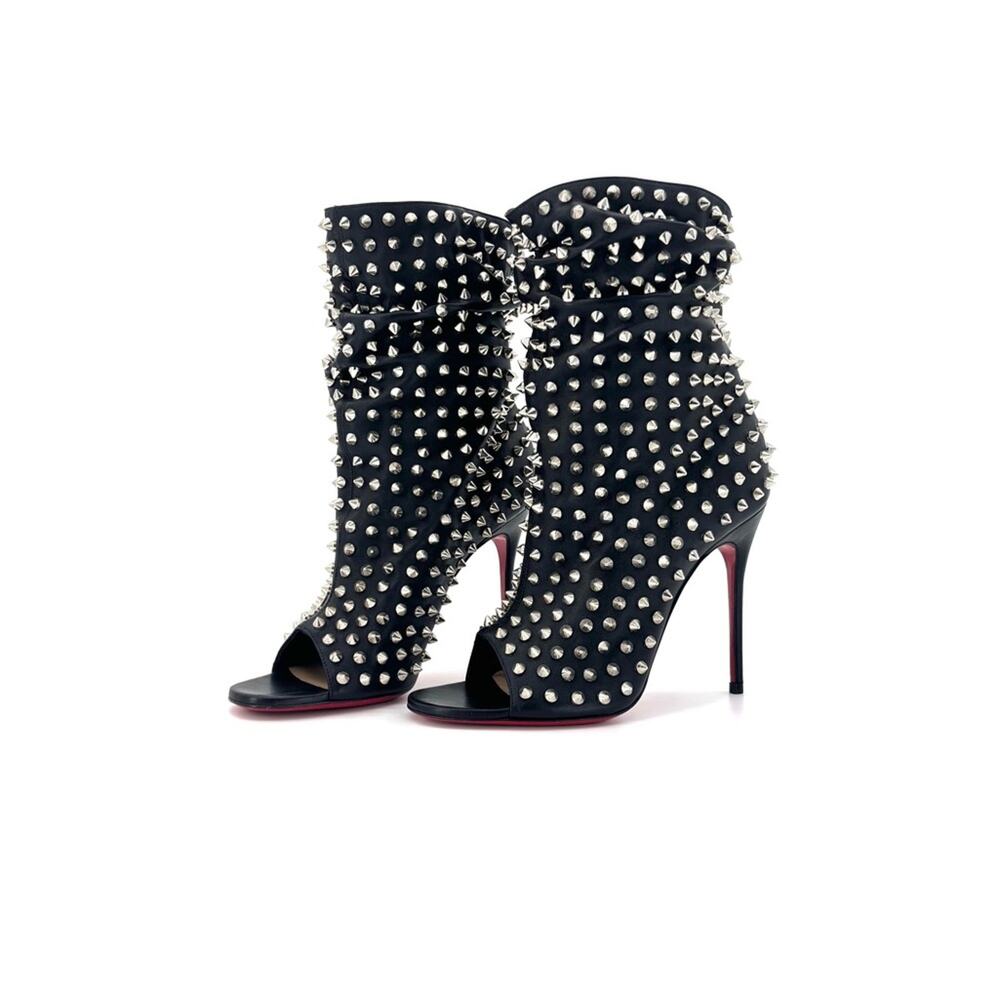 NEW Christian Louboutin Guerilla 100 Silver Spike Leather Peep Toe Booty 37.5